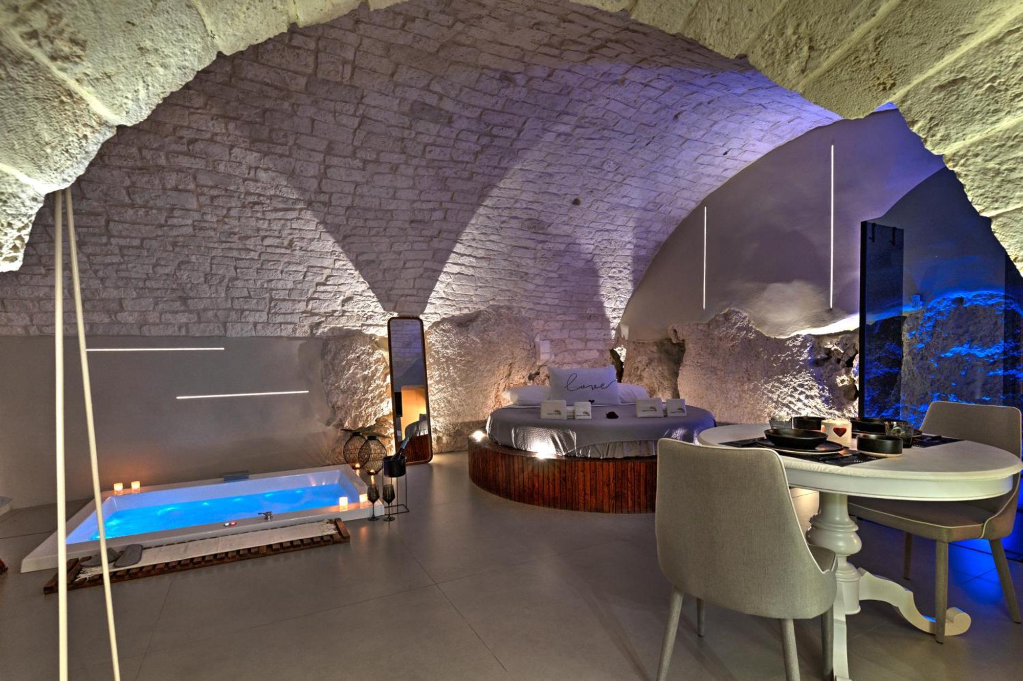 Malolu Luxurysuite ออสตูนี ภายนอก รูปภาพ