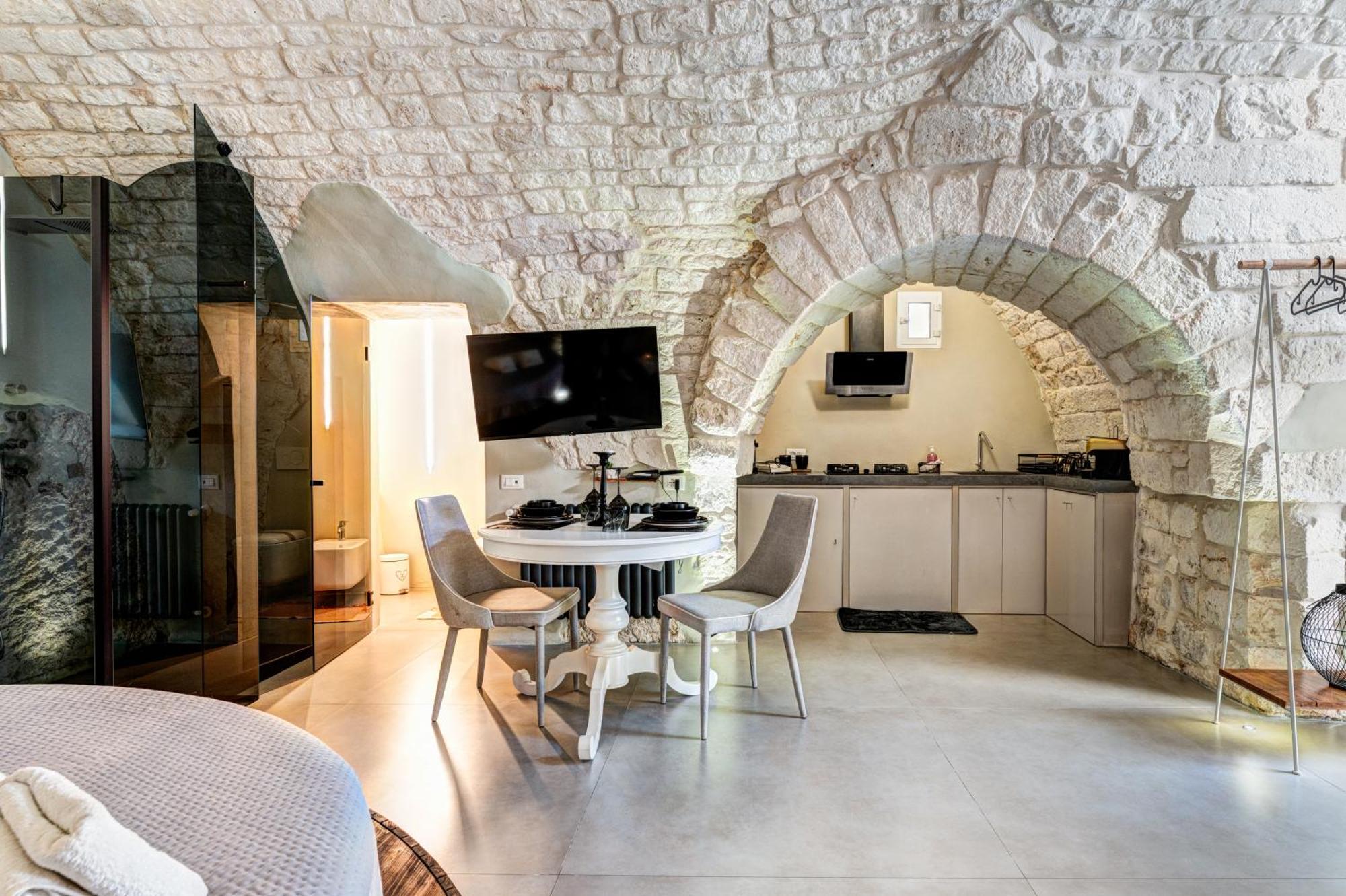 Malolu Luxurysuite ออสตูนี ภายนอก รูปภาพ