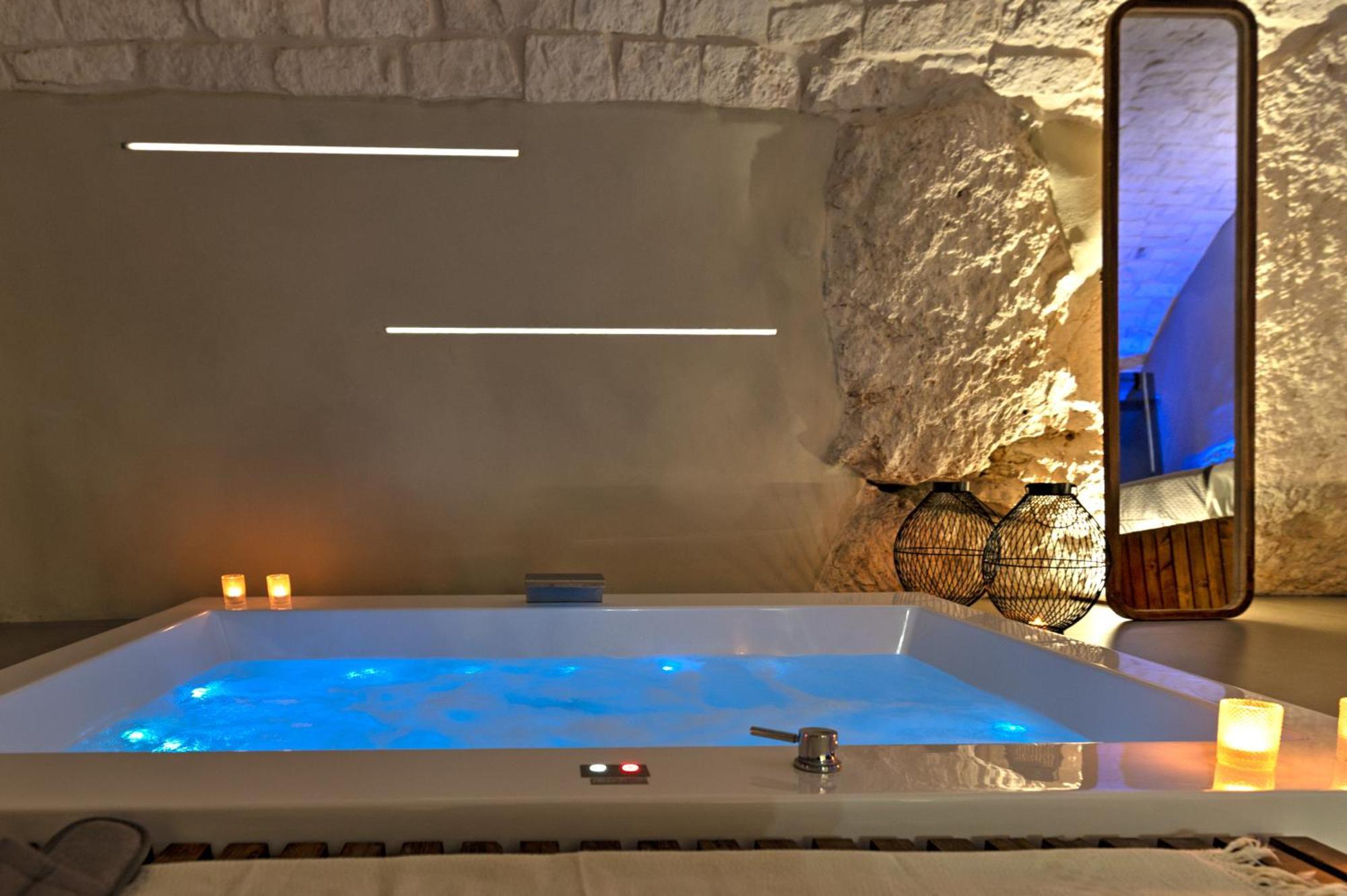 Malolu Luxurysuite ออสตูนี ภายนอก รูปภาพ