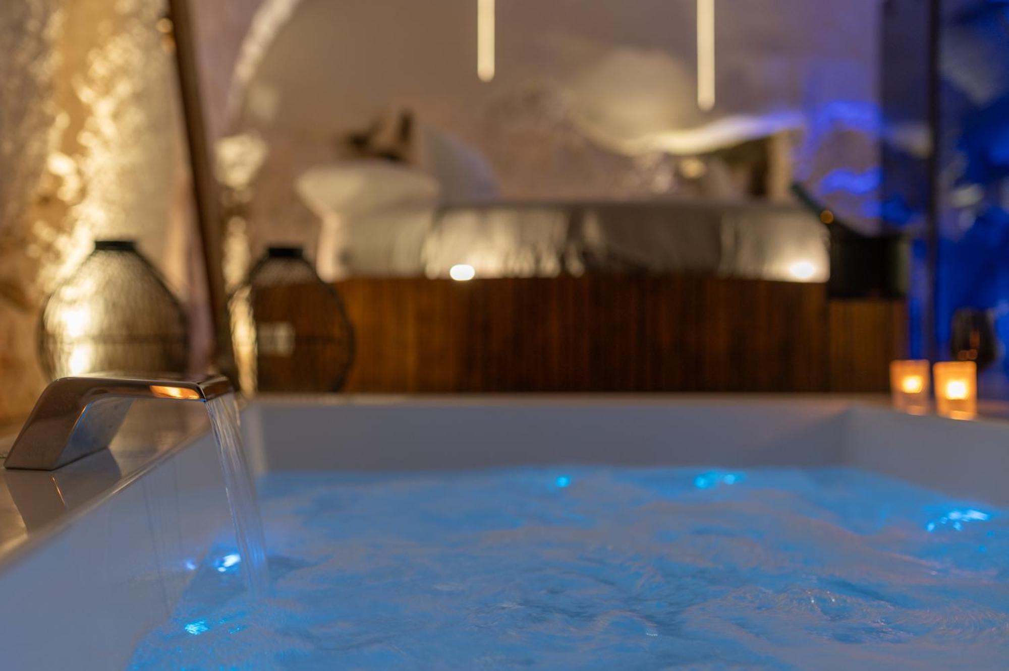 Malolu Luxurysuite ออสตูนี ภายนอก รูปภาพ