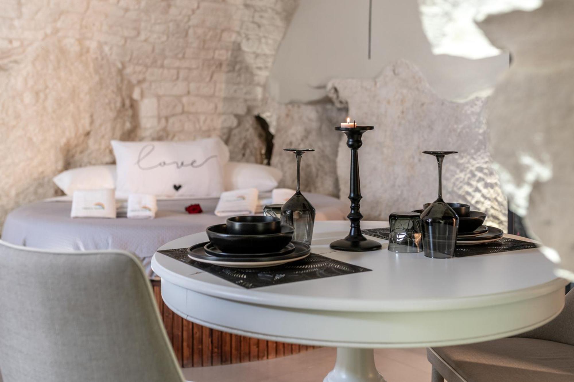 Malolu Luxurysuite ออสตูนี ภายนอก รูปภาพ