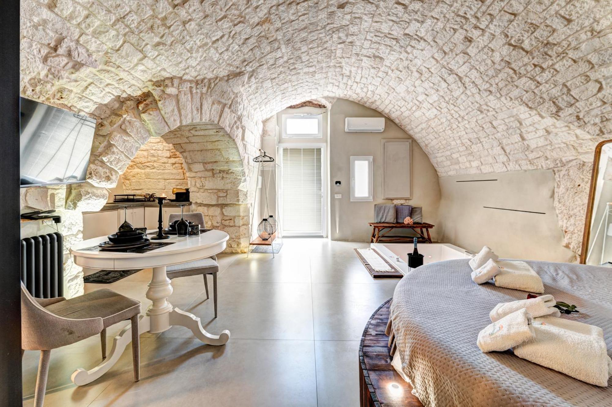 Malolu Luxurysuite ออสตูนี ภายนอก รูปภาพ