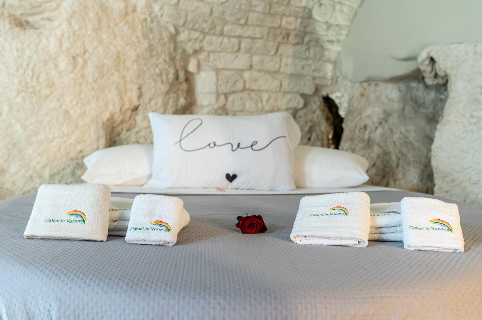 Malolu Luxurysuite ออสตูนี ภายนอก รูปภาพ